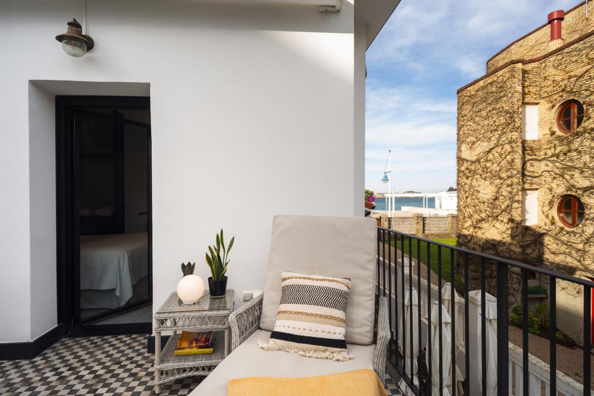 La Playa Suites Suances Exteriér fotografie